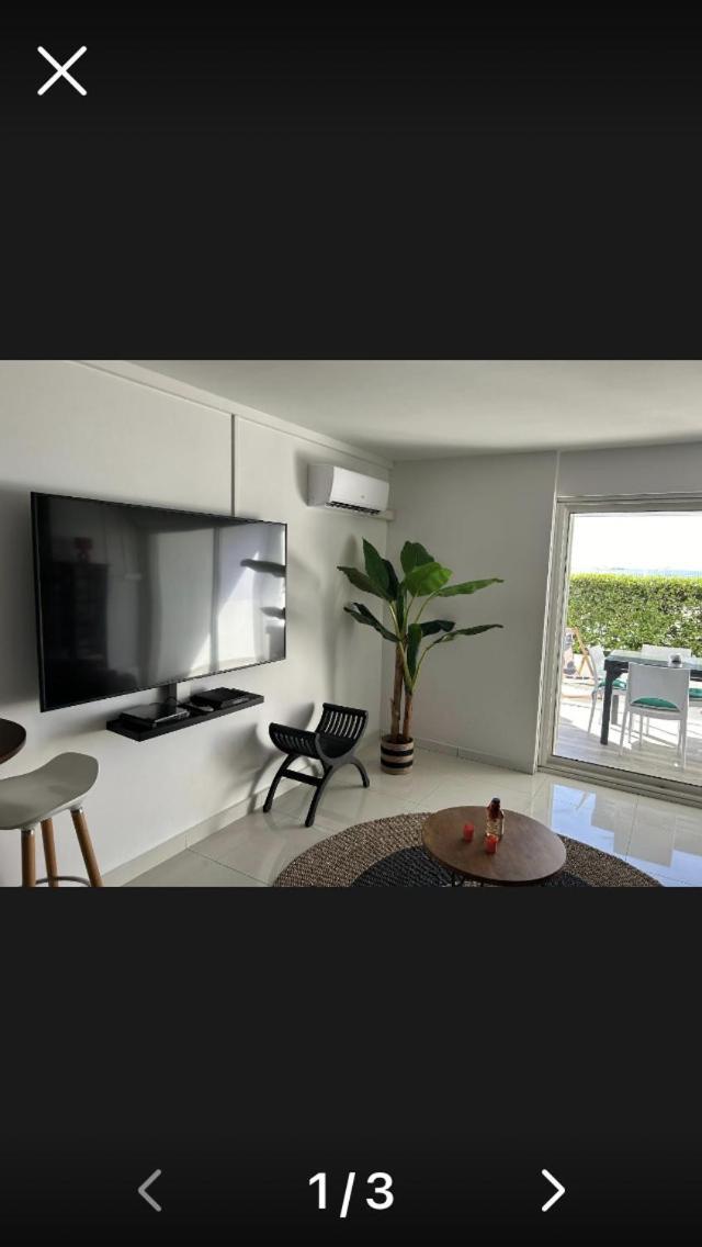 Appartement Pieds Dans L'Eau Vue Mer Acces Plage Et Piscine Marigot  Ngoại thất bức ảnh